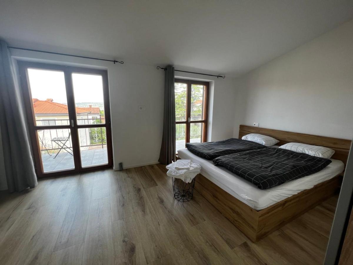 Danilo'S Apartments Копер Экстерьер фото