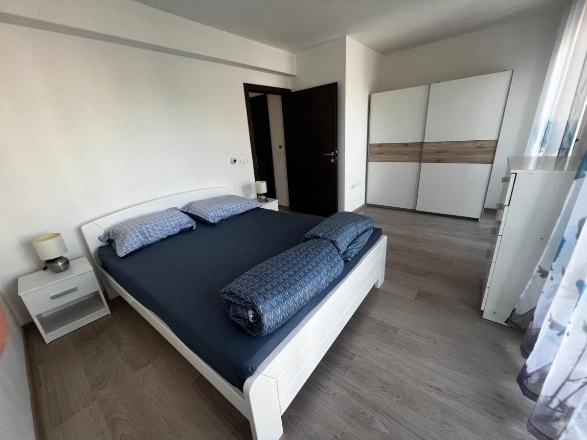 Danilo'S Apartments Копер Экстерьер фото