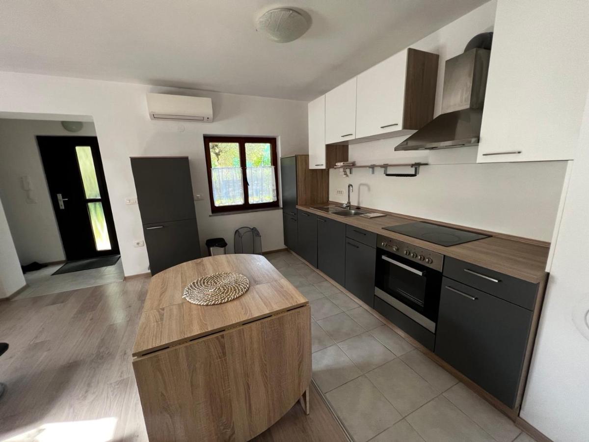 Danilo'S Apartments Копер Экстерьер фото
