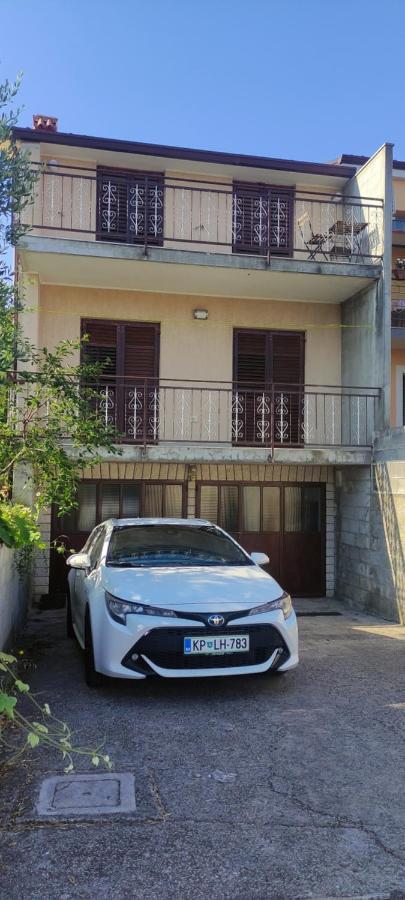 Danilo'S Apartments Копер Экстерьер фото